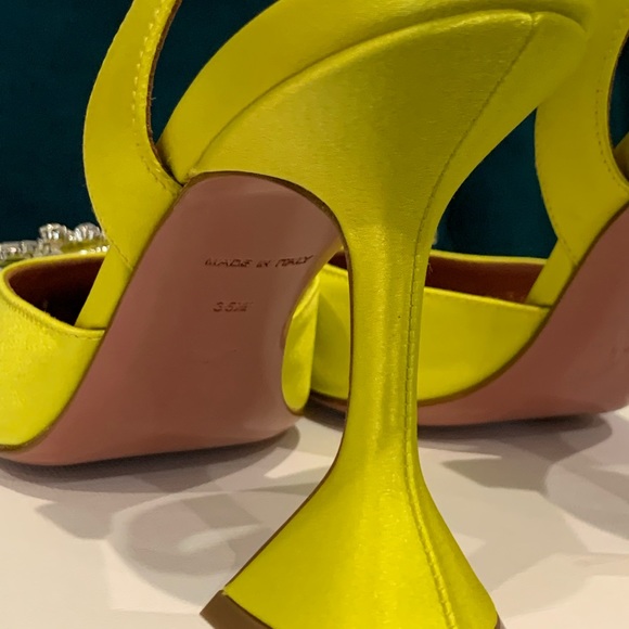 Sold-Amina Muaddi Size 36.5 - Picture 5 of 6